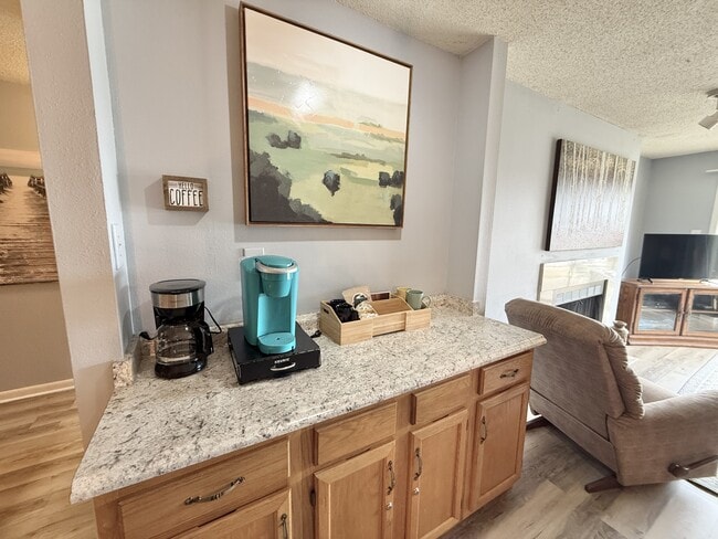 Building Photo - 5371 Central Ave