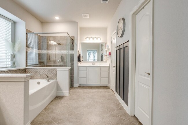 Building Photo - 458 Mesquite Grove Rd