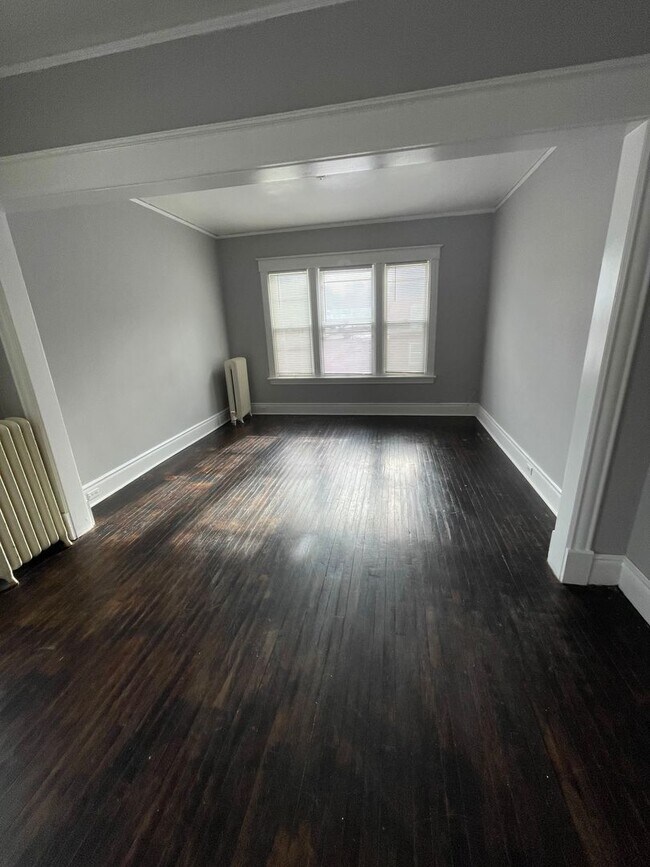 Building Photo - 6 McFarlan Ave