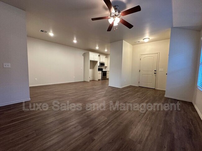 Building Photo - 412 Chalk Hill Ct