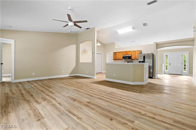 Building Photo - 1399 Shields St