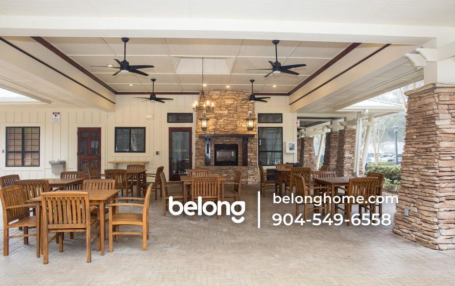 Building Photo - 531 Hedgewood Dr