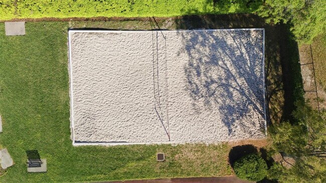 Building Photo - 10815 Ichetucknee Wy