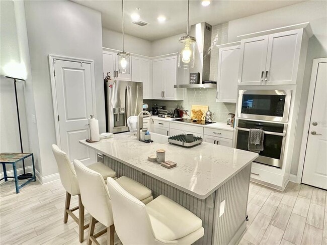 Building Photo - 900 Wild Date Ln