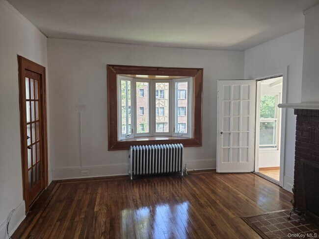 Building Photo - 420 Bedford Ave