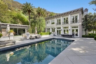 Building Photo - 1756 Clear View Dr