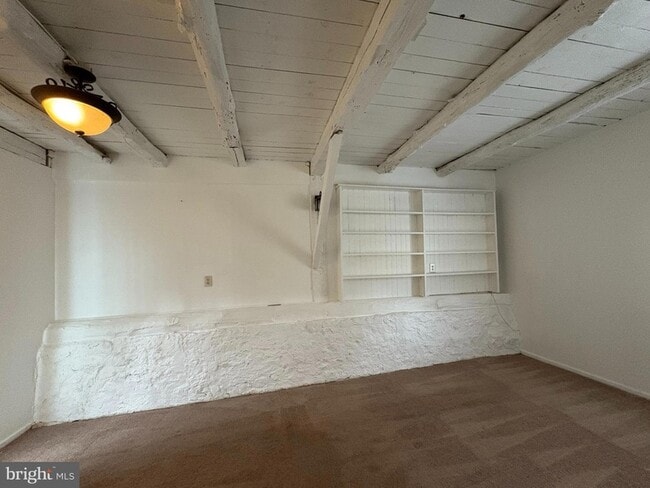 Building Photo - 5001 Carroll Manor Rd