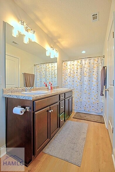 Building Photo - 790 Grayson Ave