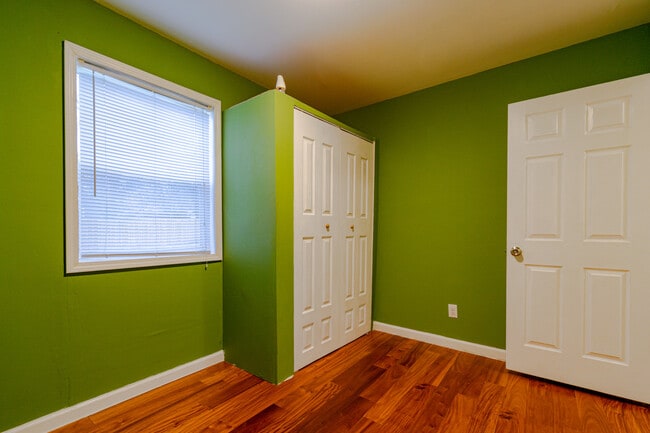 Building Photo - 2730 9th St