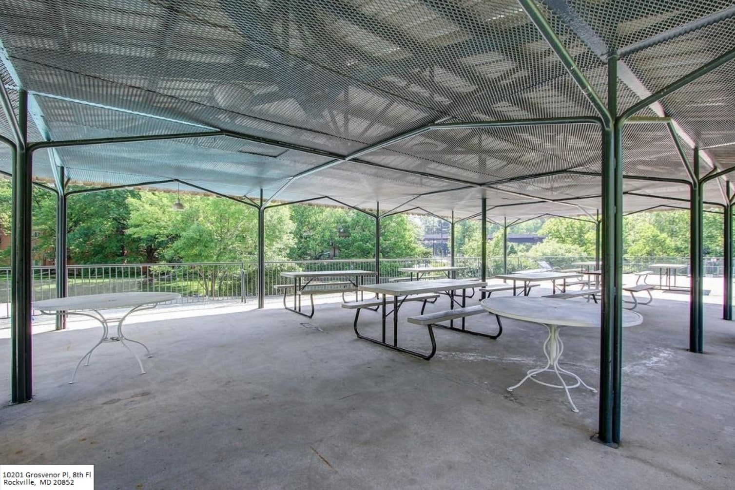 Building Photo - 10201 Grosvenor Pl