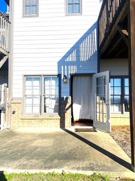 Building Photo - 4106 Eagle Ridge Ct