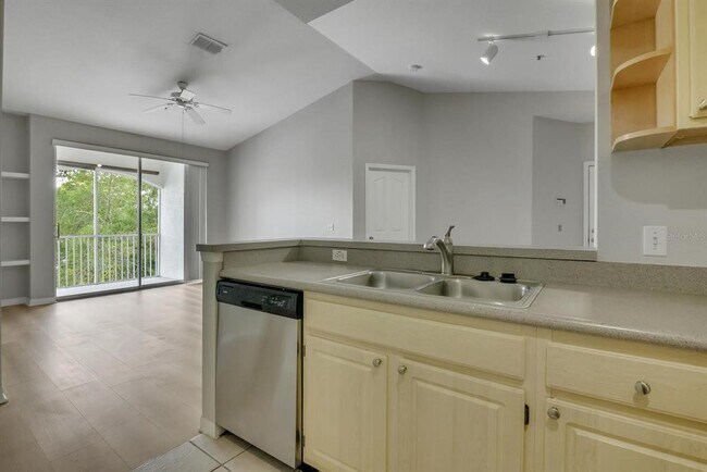 Building Photo - 2705 Maitland Crossing Way