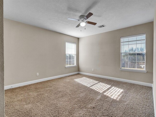 Building Photo - 16327 Morgan Willow Ln