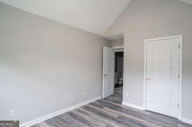 Building Photo - 3243 Newtons Crest Cir