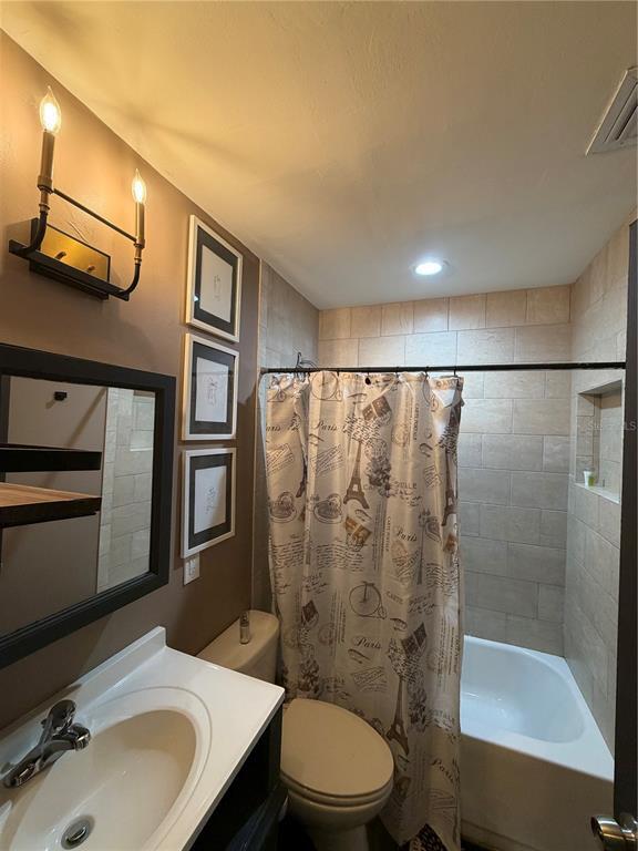 Building Photo - 2516 3rd Ave S