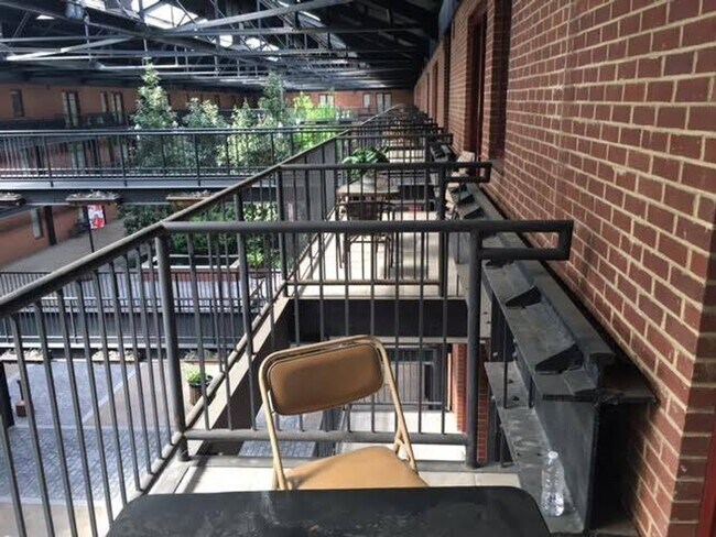 Building Photo - Lehigh Riverport 2 Bedroom Condo