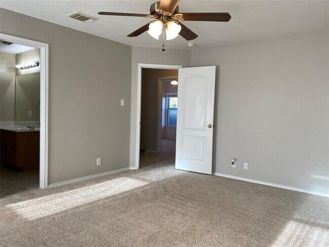 Building Photo - 1360 Copper Path Dr