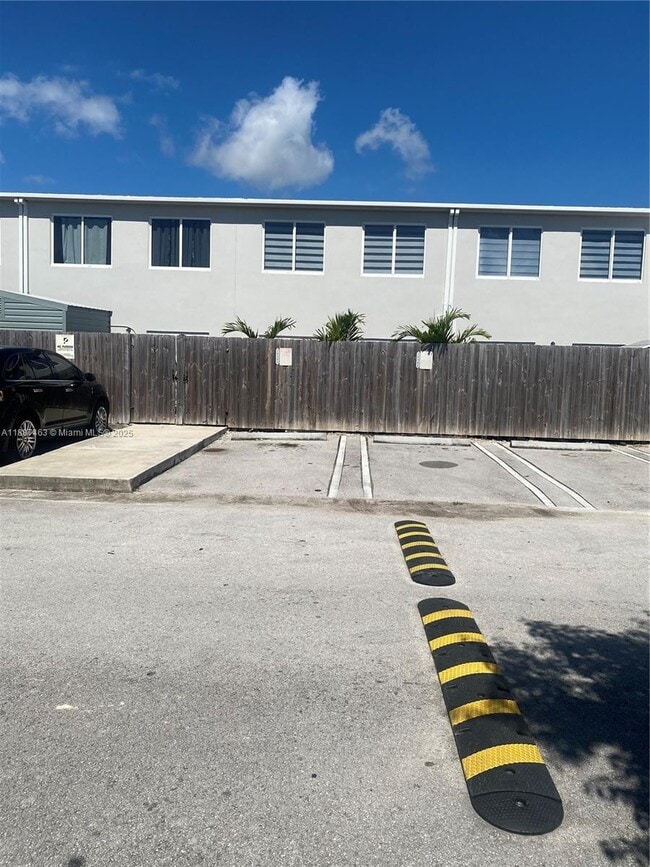 Building Photo - 14362 SW 258th Ln