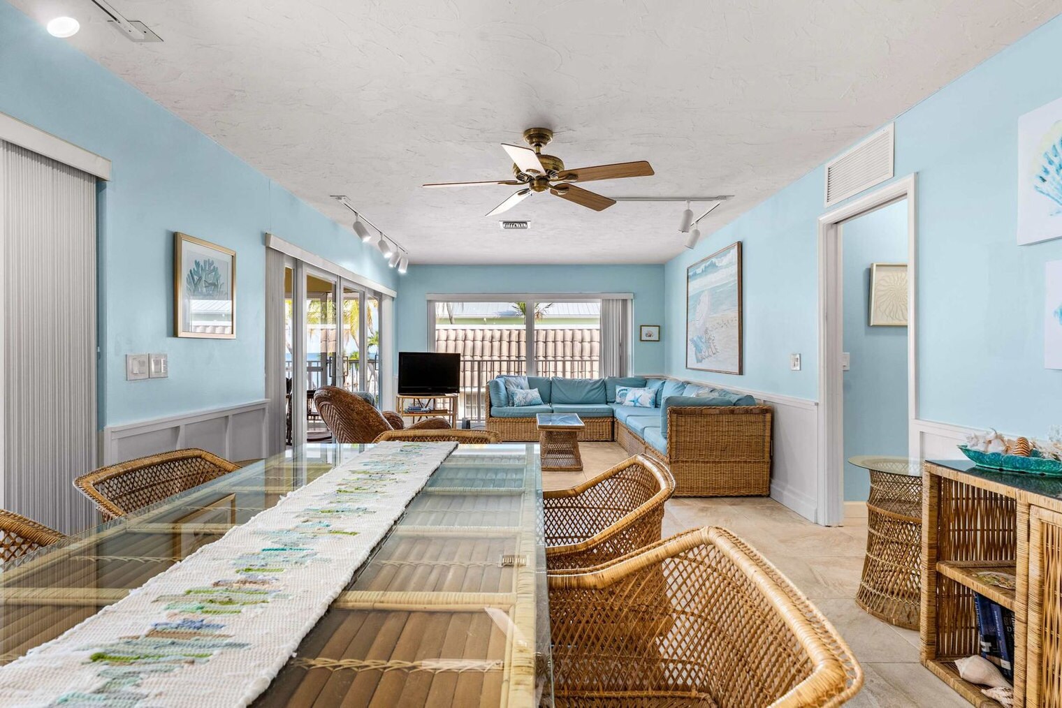 Building Photo - 260 1st St