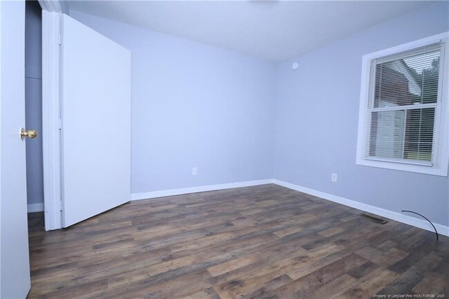 Building Photo - 615 Johnson St