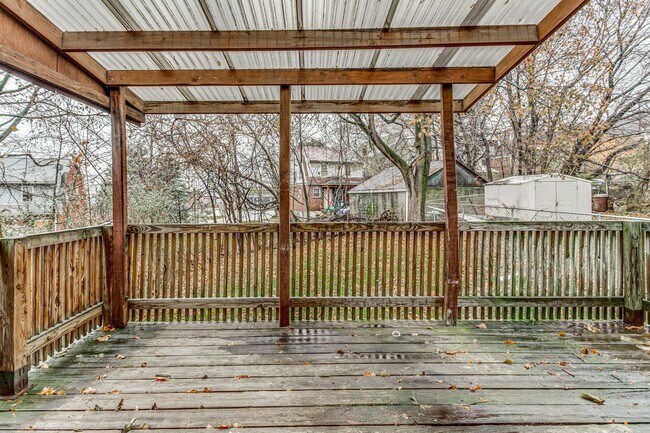 Building Photo - Renovated 3 Bed, 1 Bath Home in Swissvale - Covered Porch, Large Backyard - Available Now!