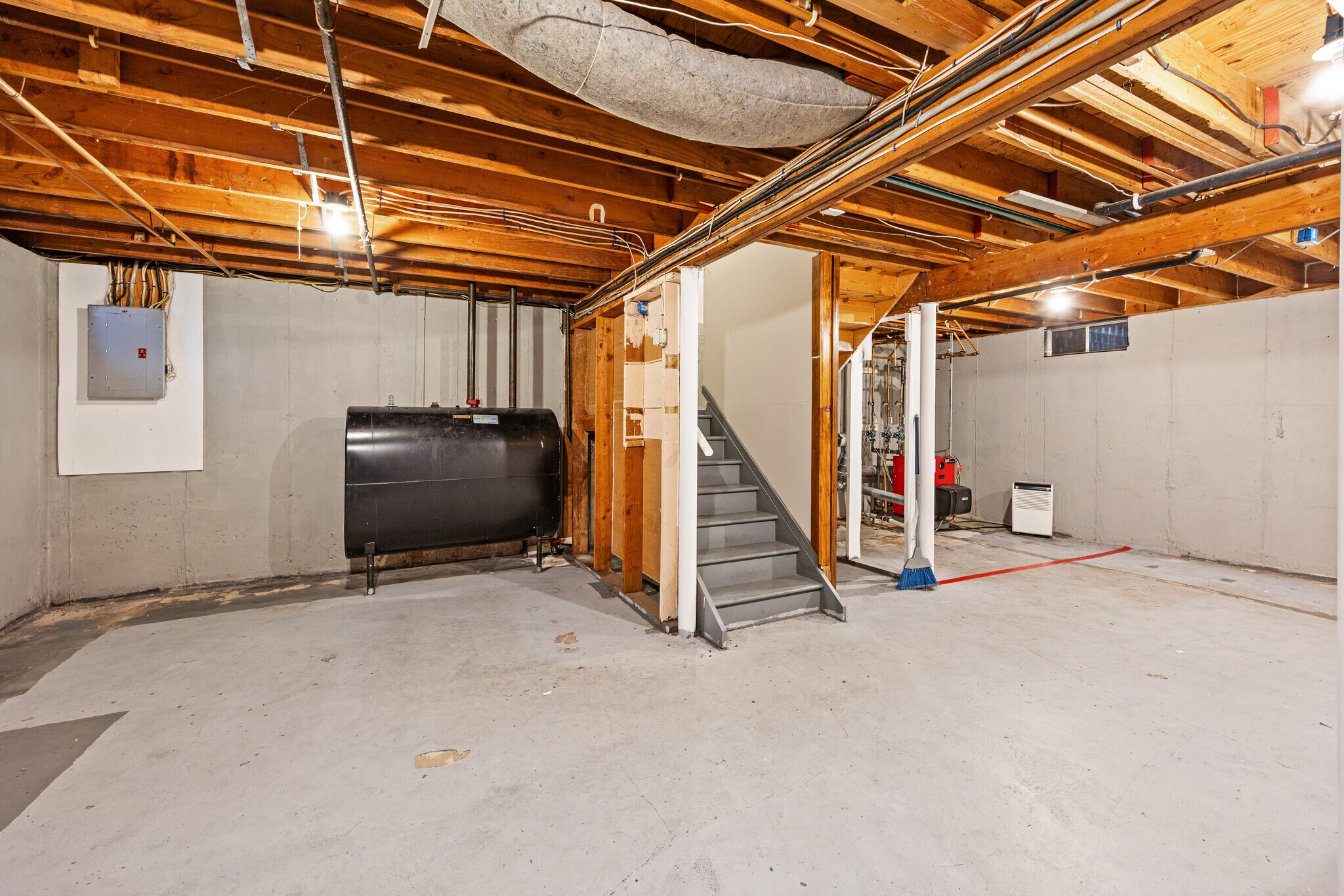 Building Photo - 180 Gorman St