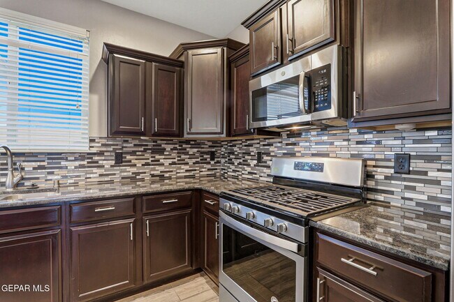 Building Photo - 1408 Dominic Anakin Dr