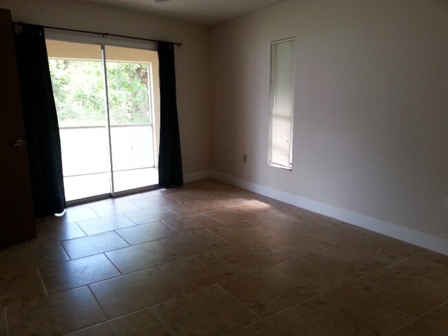 Building Photo - 18546 Klingler Cir