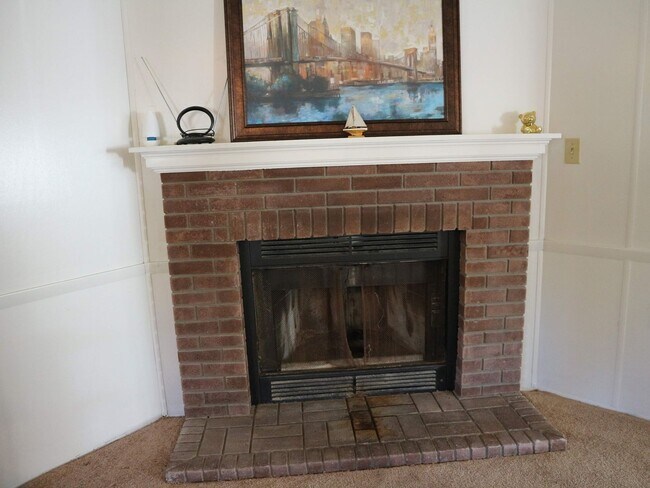 Building Photo - Fully Furnished Year-Round Rental in Lewes...