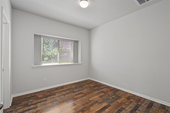 Building Photo - 256 Pelican Bay Cir
