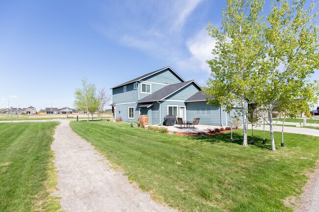 Building Photo - 136 Bull Frog Dr