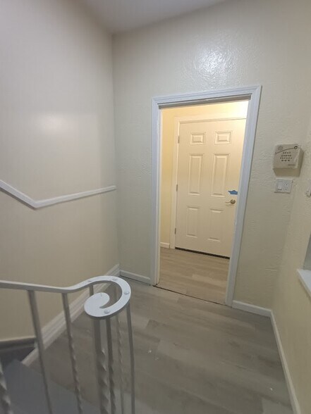 Building Photo - 412 Althea St