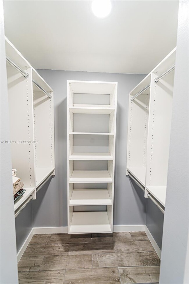 Building Photo - 8107 NW 74th Ave