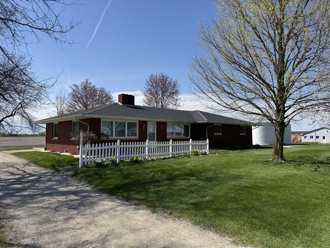 Building Photo - 9160 S Edon Rd