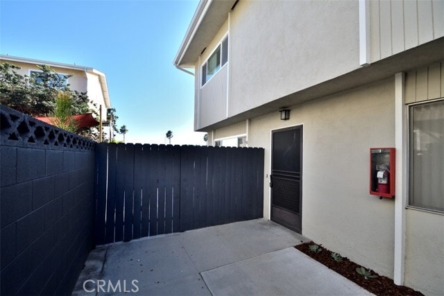 Building Photo - 2618 Mathews Ave