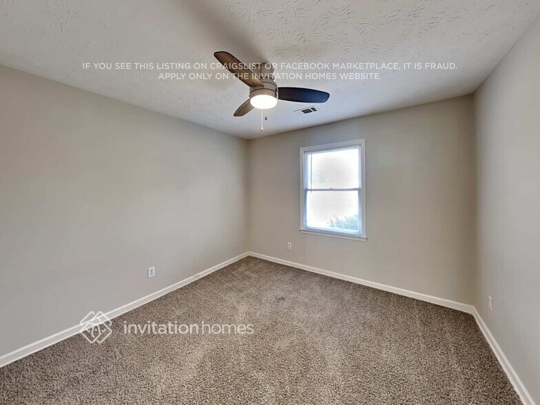 Building Photo - 230 Graystone Dr