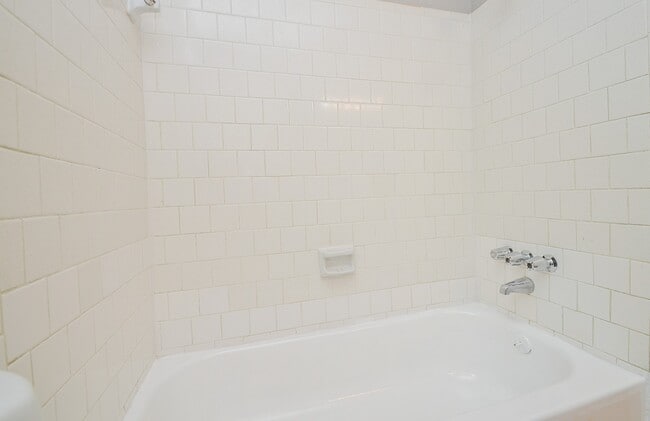 Building Photo - 8231 Furlong Ln