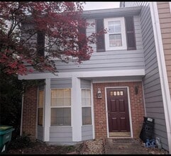 Building Photo - 5064 Laurel Glen Ct SE