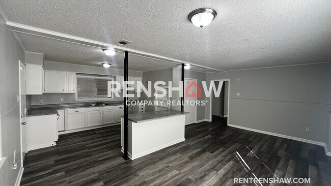 Building Photo - 2547 Courtney Dr