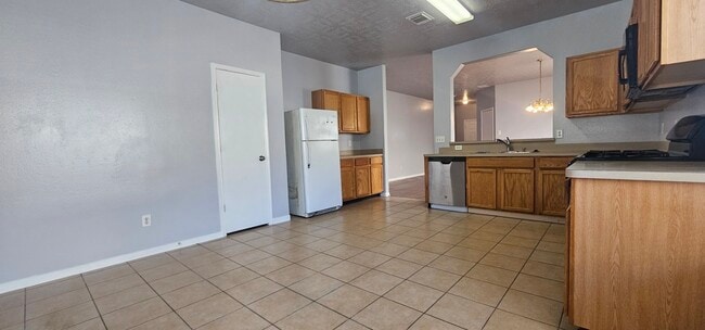 Building Photo - 7914 Sweetstone Bluff Ln