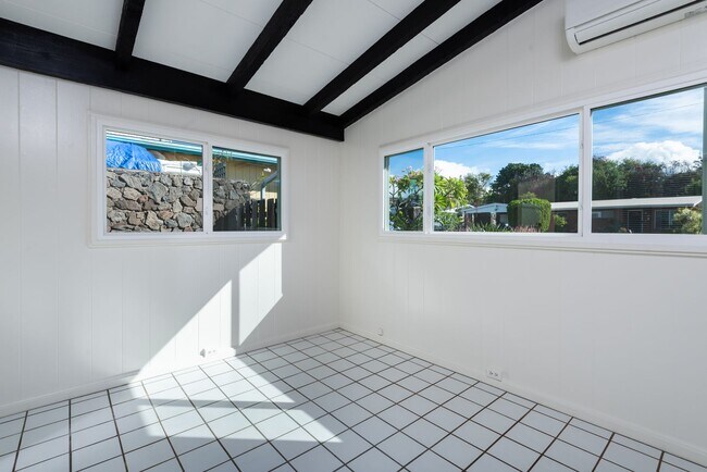 Building Photo - 98-1233 Neki Street