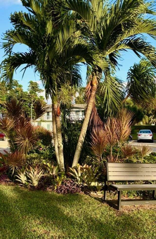 Building Photo - 433 Durham O