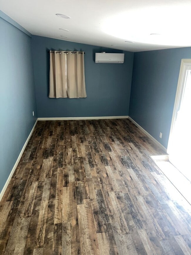 Building Photo - Updated 4BR/3BA Single Family in Joppa | Finished Basement | Garage + Off Street Parking | Centra...