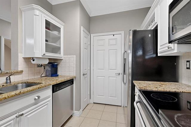 Building Photo - 2344 Southcourt Cir