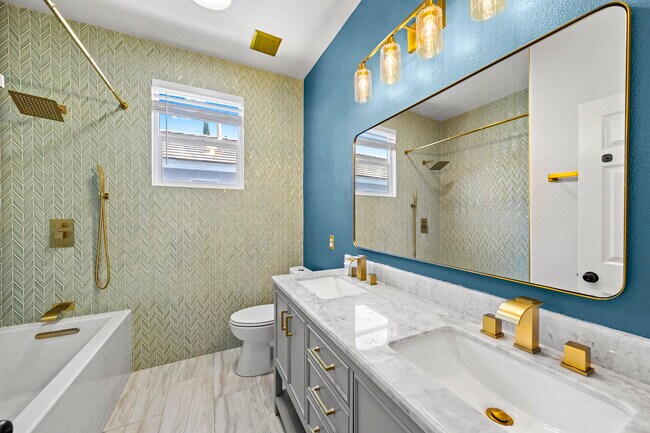 Building Photo - 40612 Chantemar Way