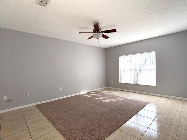 Building Photo - 732 Casterton Cir