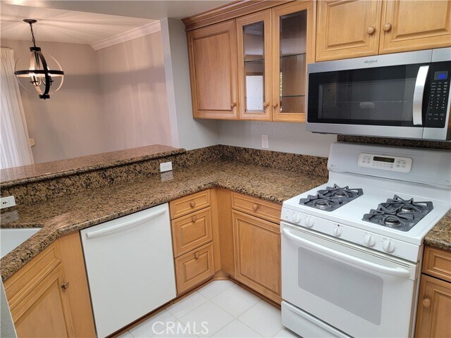 Building Photo - 941 Lotus Cir