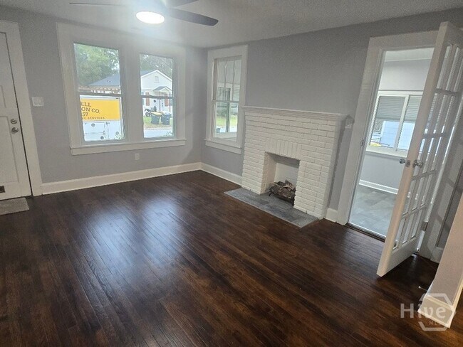 Building Photo - 2209 Mississippi Ave