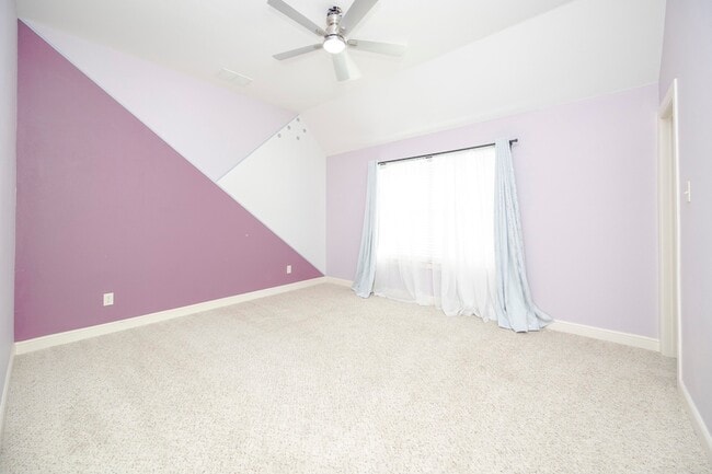 Building Photo - 7603 Bridge Water Cir