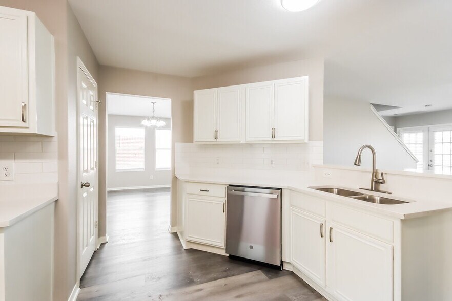 Building Photo - 20722 Fox Hound Ln